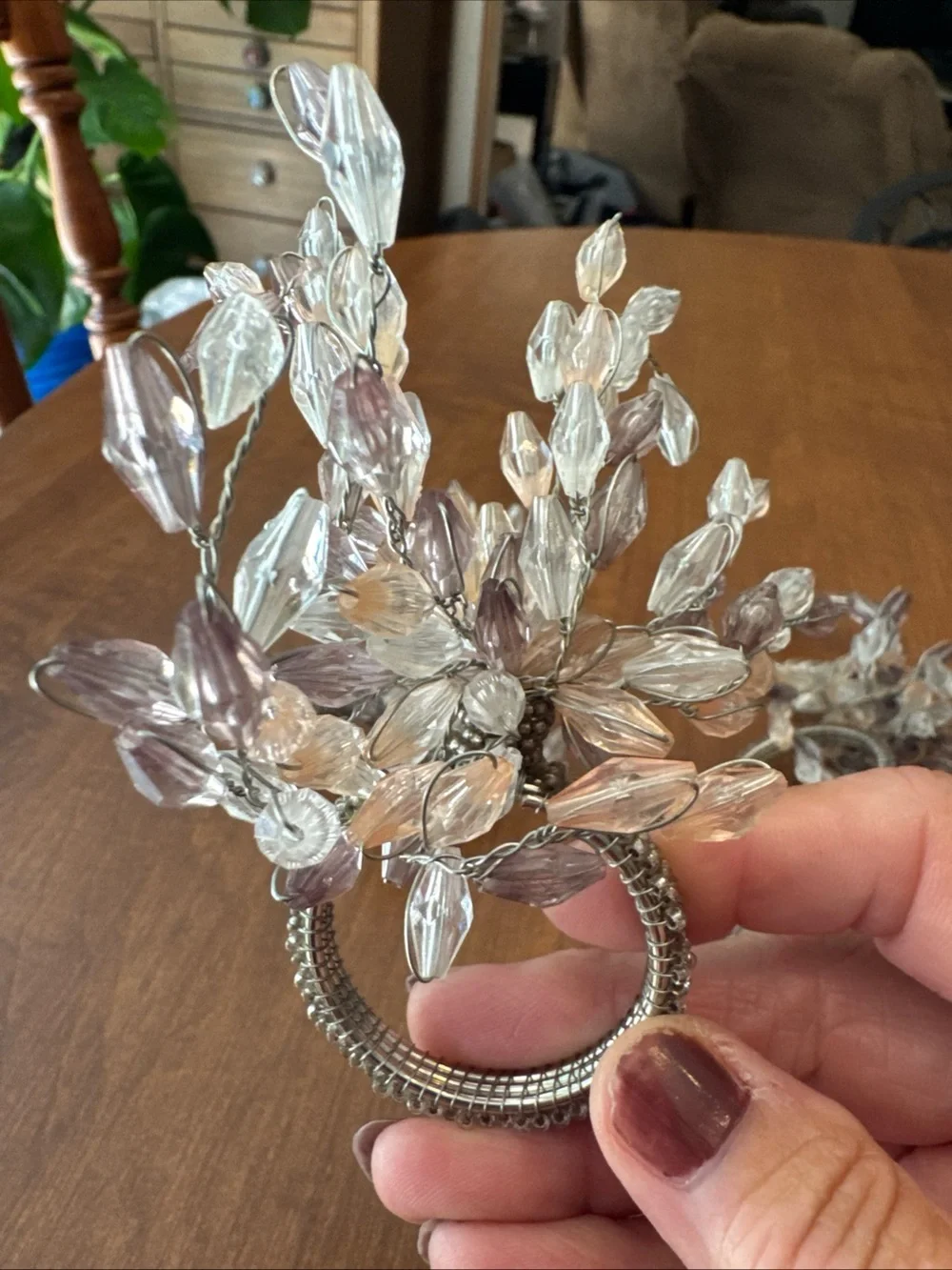 Beaded Burst Napkin Ring Holder Set Of 4 Pier 1? Silver,purple,white Light Pink